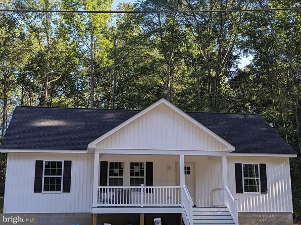 244 Woodbine Dr, Colonial Beach, VA 22443