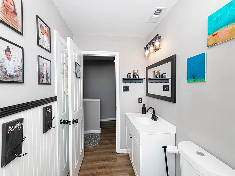 Bathroom 2