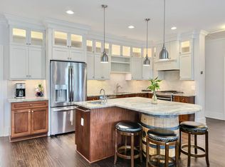 5217 Oak Cove Ln, Hollywood, SC 29449