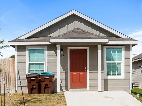 2nd image of 5516 Verdugos Palace