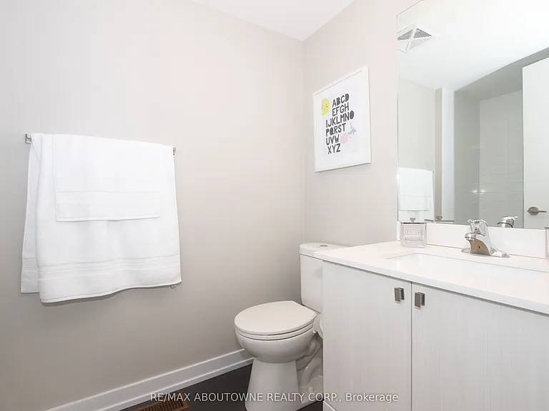 280 Bleecker St — Photo 11