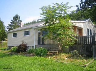 135 Swinging Bridge Rd, Hollidaysburg, PA 16648