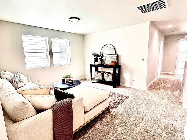 7435 W Trumbull Ct — Photo 28