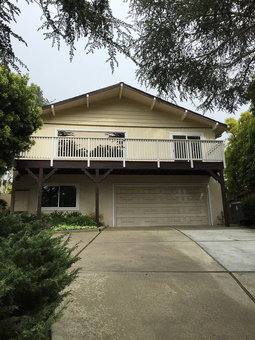 1807 Miller Ave photo 1