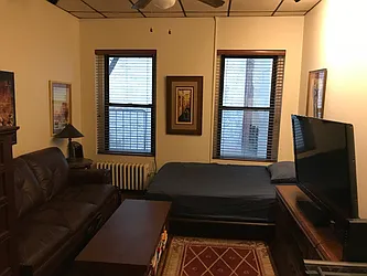 Rented by Avi Nash Associates