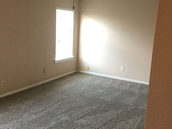 5th image of 2302 Hadden Hollow Dr