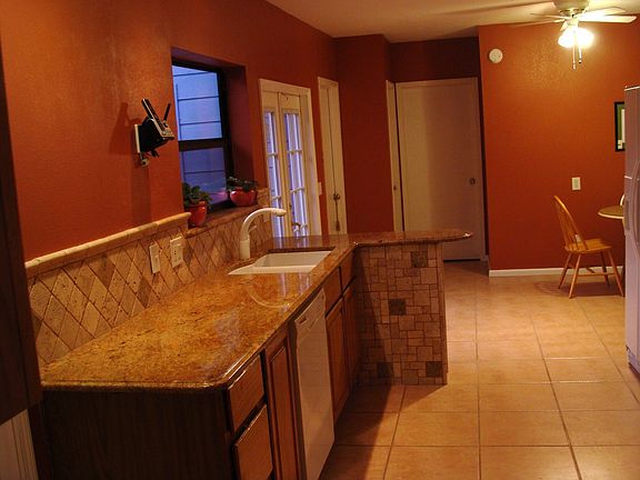 Golden Oak Granite kitchen with Whirlpool Gold Appliances