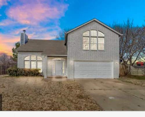 524 W Quanah St Photo 1