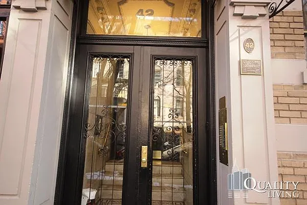 Rented by (Legacy) NY Quality Living Uptown | media 15