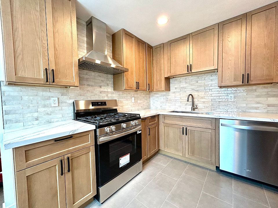 1st image of 3547 Fireway Dr