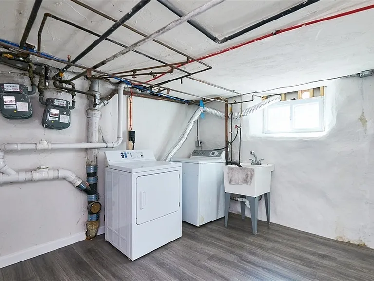 221 White St #1 — Photo 12