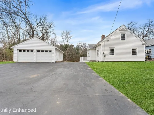 127 Old Millville Rd, Uxbridge, MA 01569