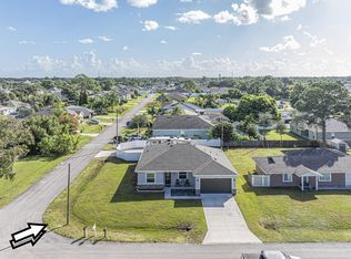 571 CHARLOTTA Avenue SE, Palm Bay, FL 32909