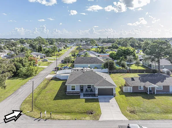 571 CHARLOTTA Avenue SE, Palm Bay, FL 32909