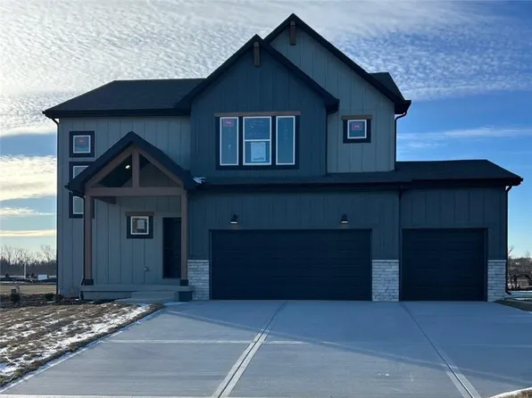 18257 W 166th St, Olathe, KS 66062