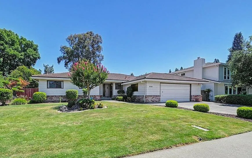 6541 Park Riviera Way photo 1
