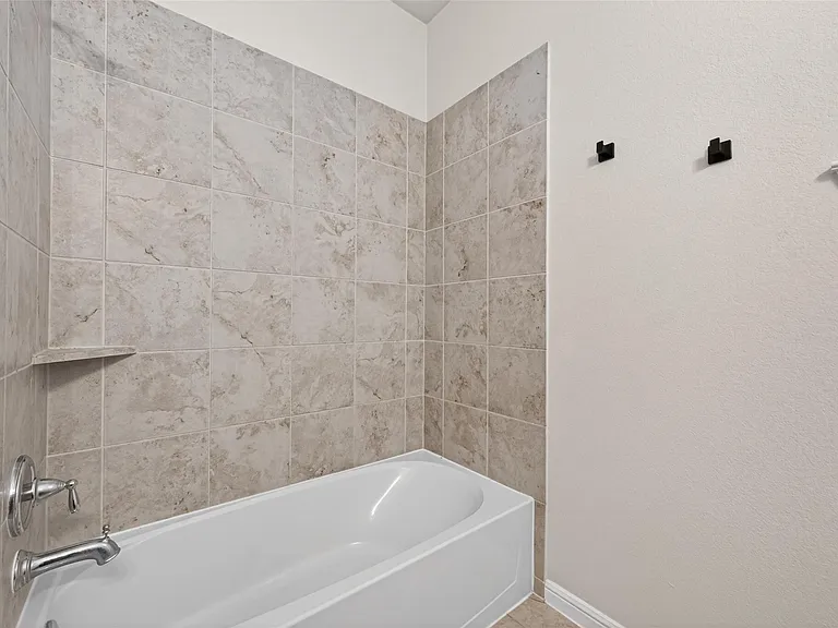 19031 Fulvetta Haven Way — Photo 35