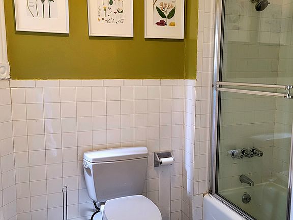 5th image of 463 12th St #2