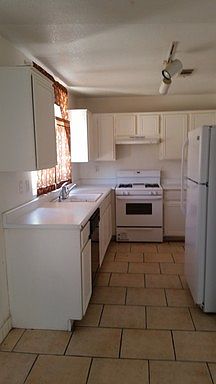 5th image of 584 River Bed St