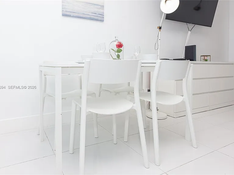 5445 Collins Ave #908 — Photo 10