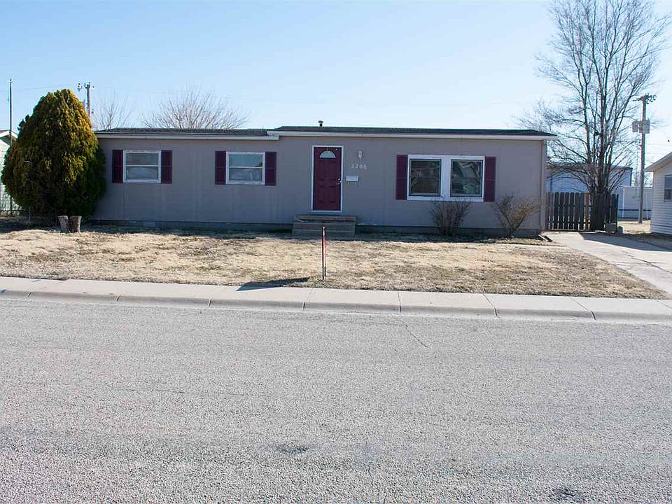 2nd image of 2208 E 15th St