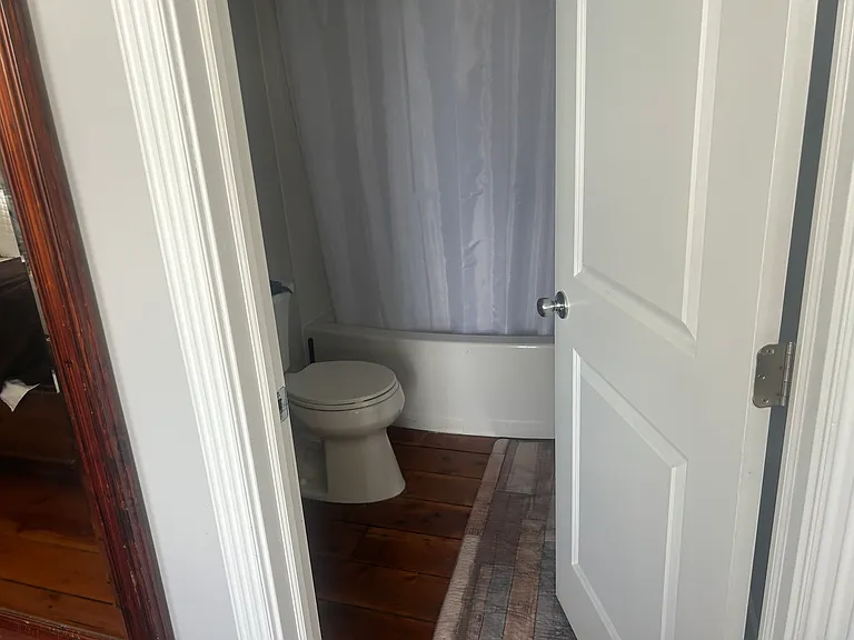 198 Hallworth Dr #204 — Photo 7