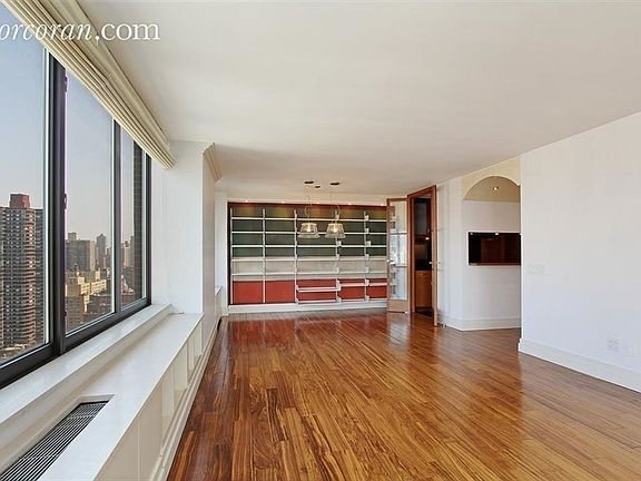 5th image of 422 E 72nd St APT 27D