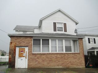 137 Elizabeth St, Pittston, PA 18640