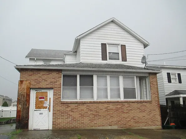137 Elizabeth St, Pittston, PA 18640