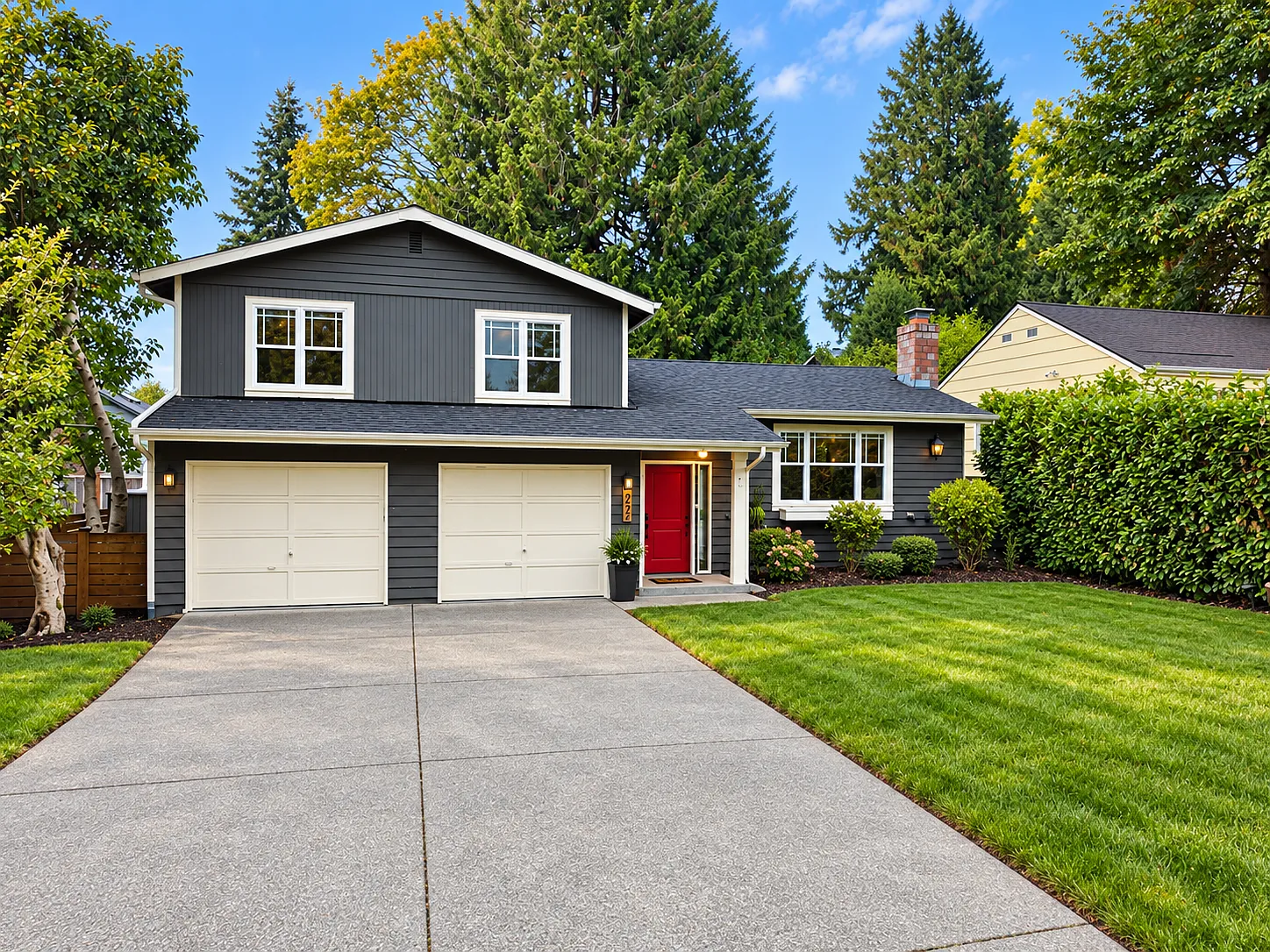4 bed, 2.5 bath, 1889 sqft, $4,695 — Photo 1