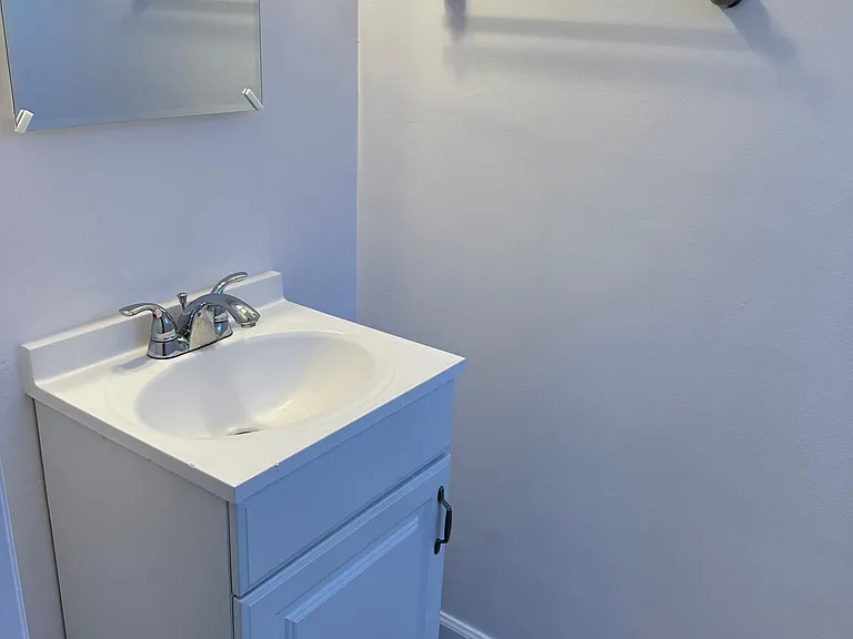 1523 Harvard St #2 — Photo 14
