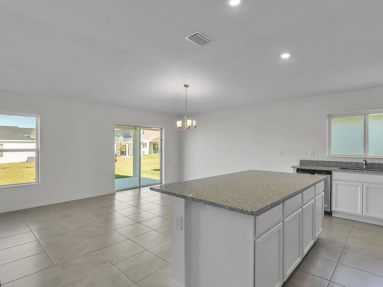3 bed, 1541 sqft, $1,850 — Photo 4