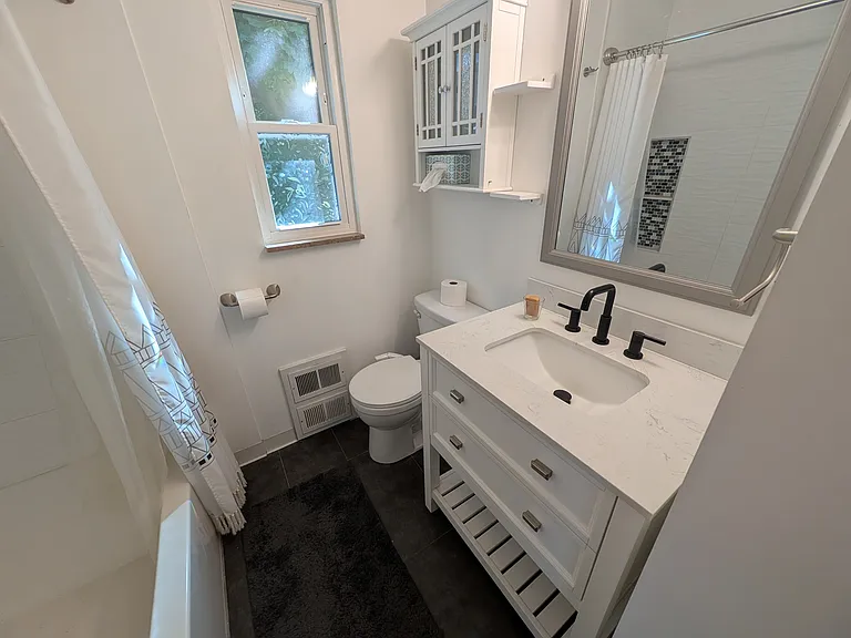 505 Maple St — Photo 9