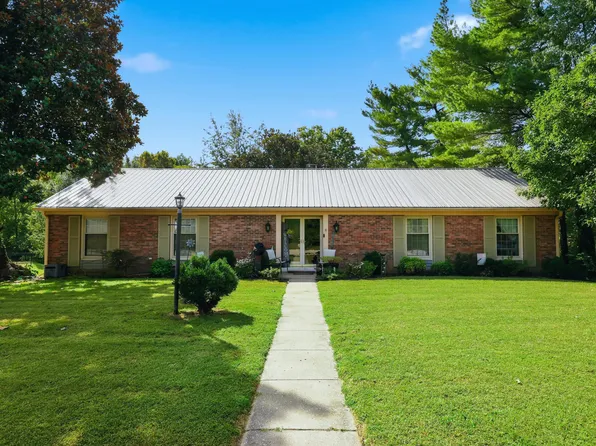 11 Warwick Ln, Frankfort, KY 40601