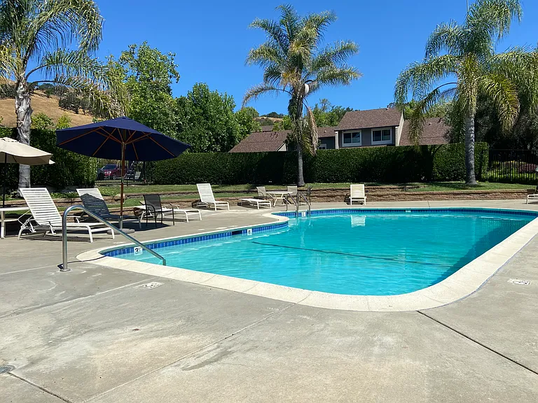 1016 Poplar Dr — Photo 25