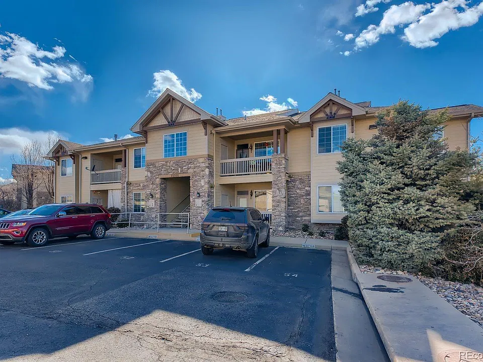 10301 W Girton Dr #101
