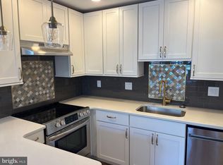 307 Duncan Ave APT A, Alexandria, VA 22301