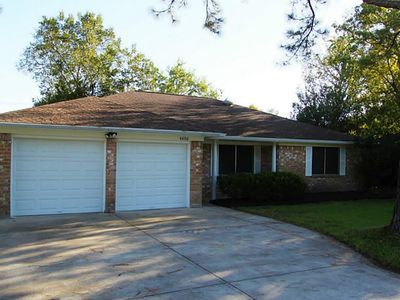 4606 E 28th St, Dickinson, TX, 77539