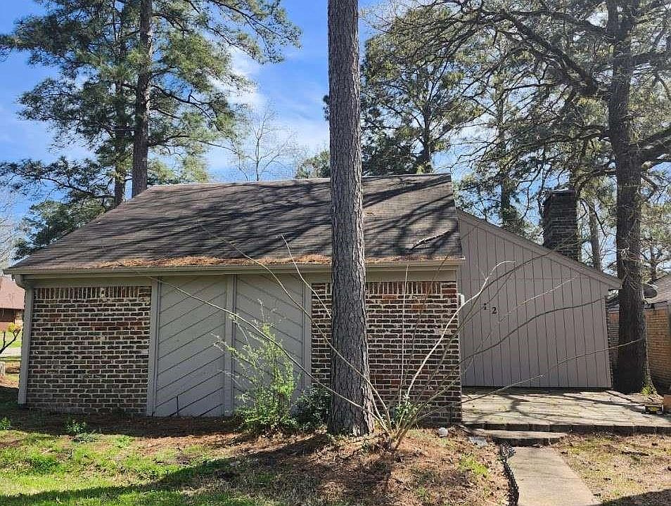 1st image of 12 Windsor Ct