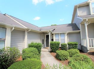 2704 Von Thuringer Ct, Charlotte, NC 28210
