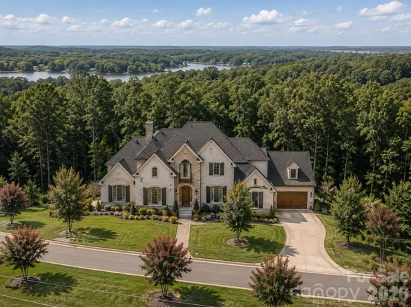 1400 Reflection Pointe Blvd #327, Belmont, NC 28012