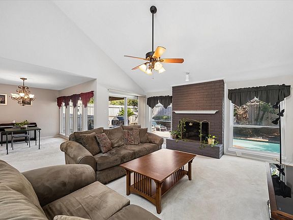 2nd image of 11510 Overbrook Ln