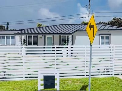 3301 NW 96th St, Miami, FL, 33147