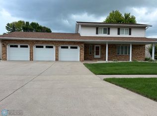 3626 21st St S, Fargo, ND 58104