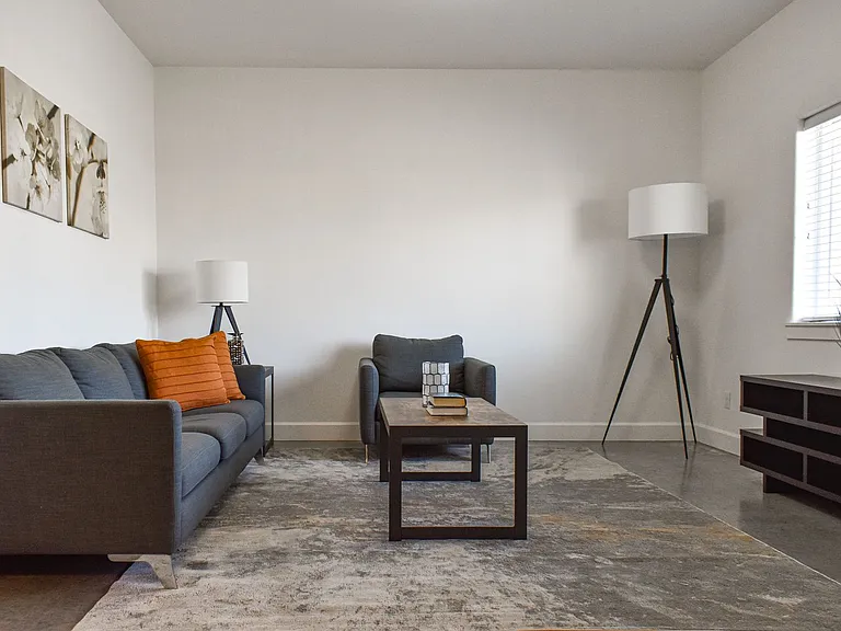 Townhouse Four-Plex in Downtown Richland — Photo 9