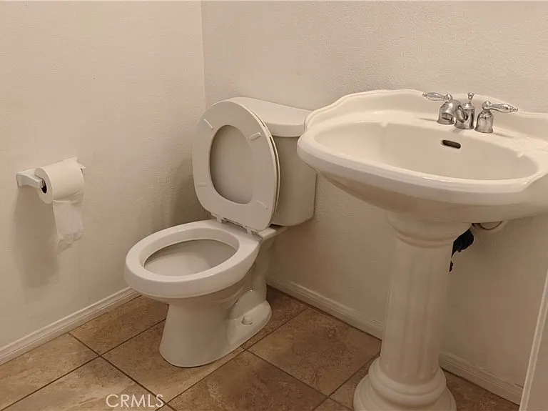 1763 Dennison Dr — Photo 9