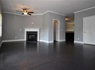 607 Royal Crescent Aly, Canton, GA 30115