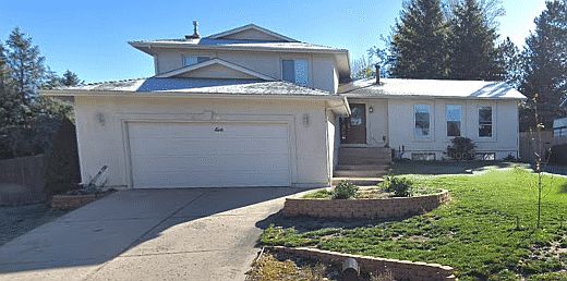 Welcome to this beautiful well-cared for home!