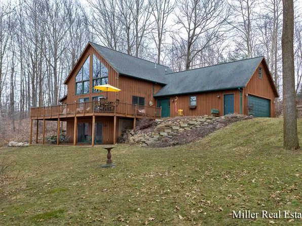3590 Tillotson Lake Rd, Hastings, MI 49058