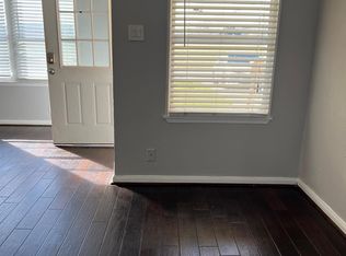 1109 Ridgecrest St, Angleton, TX 77515